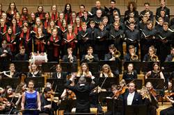  Koncert VOM HIMMEL HOCH - Brucknerhaus